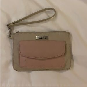 Kenneth Cole REACTION hand purse